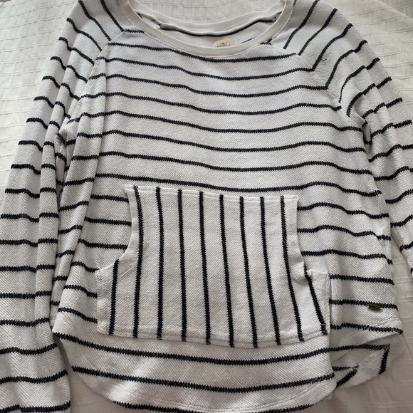 Sweater - Picture 1 of 4